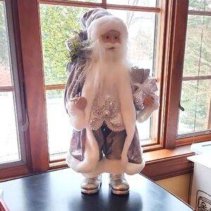 Holiday Elegant Santa Claus Accent Figure 18" tall